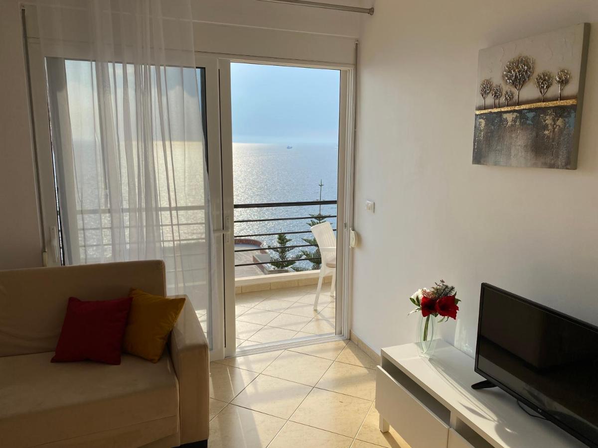 Apartment With Huge Sea View Balcony Саранда Екстер'єр фото