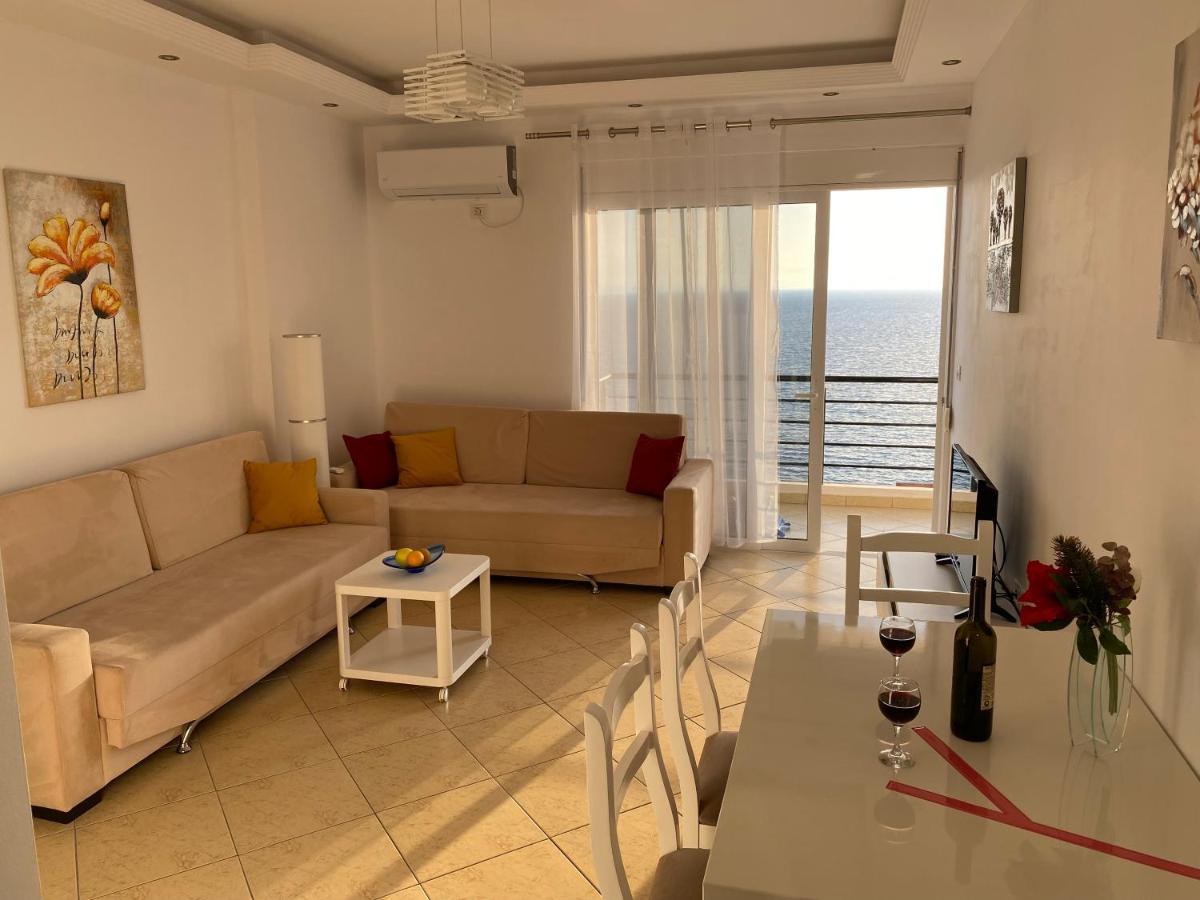 Apartment With Huge Sea View Balcony Саранда Екстер'єр фото