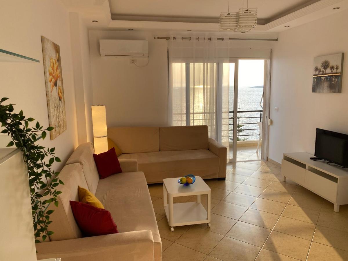 Apartment With Huge Sea View Balcony Саранда Екстер'єр фото