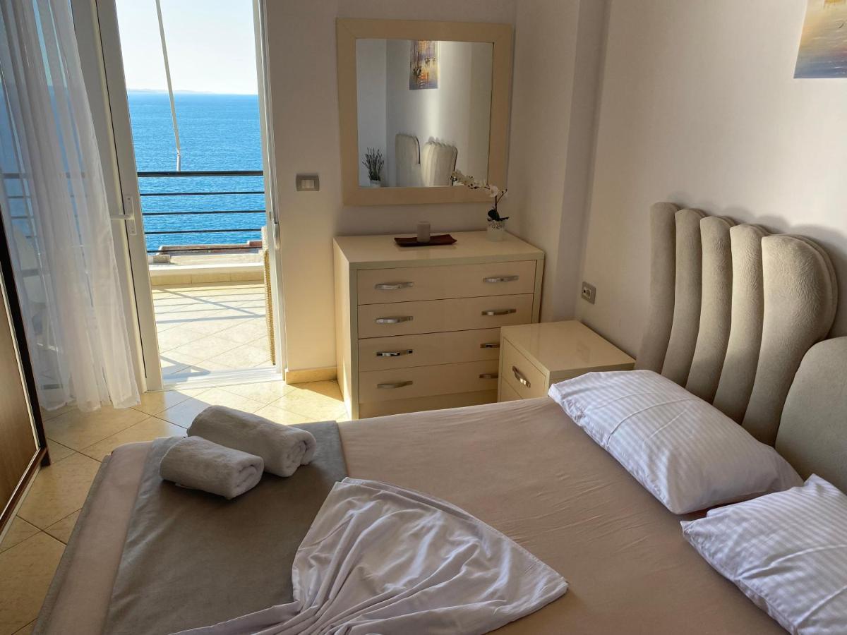 Apartment With Huge Sea View Balcony Саранда Екстер'єр фото